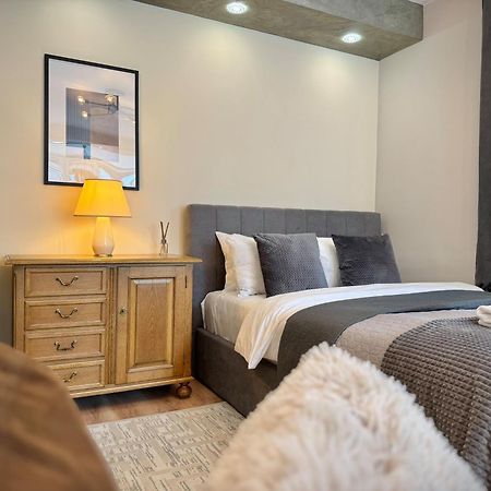 Top Centre 2Bed Apartment For 5 Guests 2 Minutes From High Street Plovdiv Eksteriør bilde