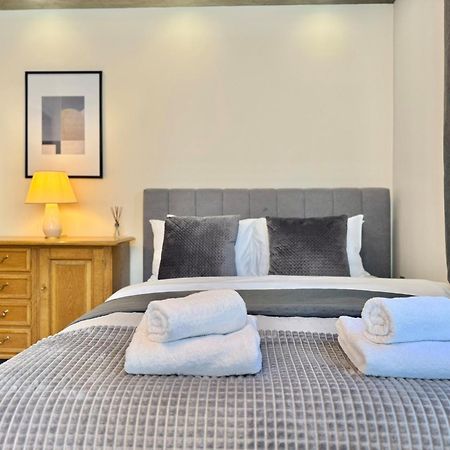 Top Centre 2Bed Apartment For 5 Guests 2 Minutes From High Street Plovdiv Eksteriør bilde