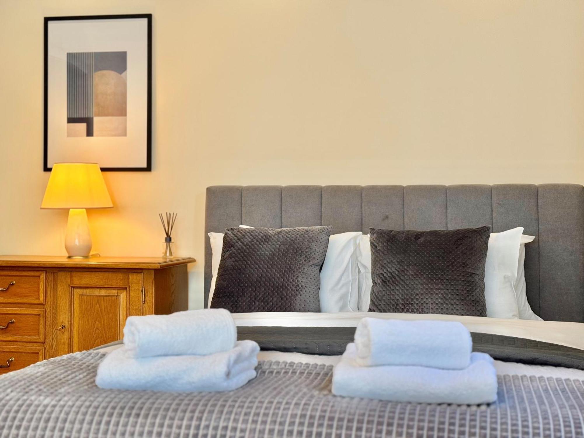 Top Centre 2Bed Apartment For 5 Guests 2 Minutes From High Street Plovdiv Eksteriør bilde